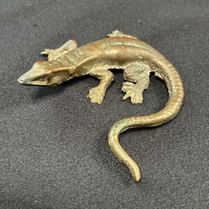 Vintage Brass Lizard Salamander Gecko Reptile Statue Paperweight Patina Art Deco